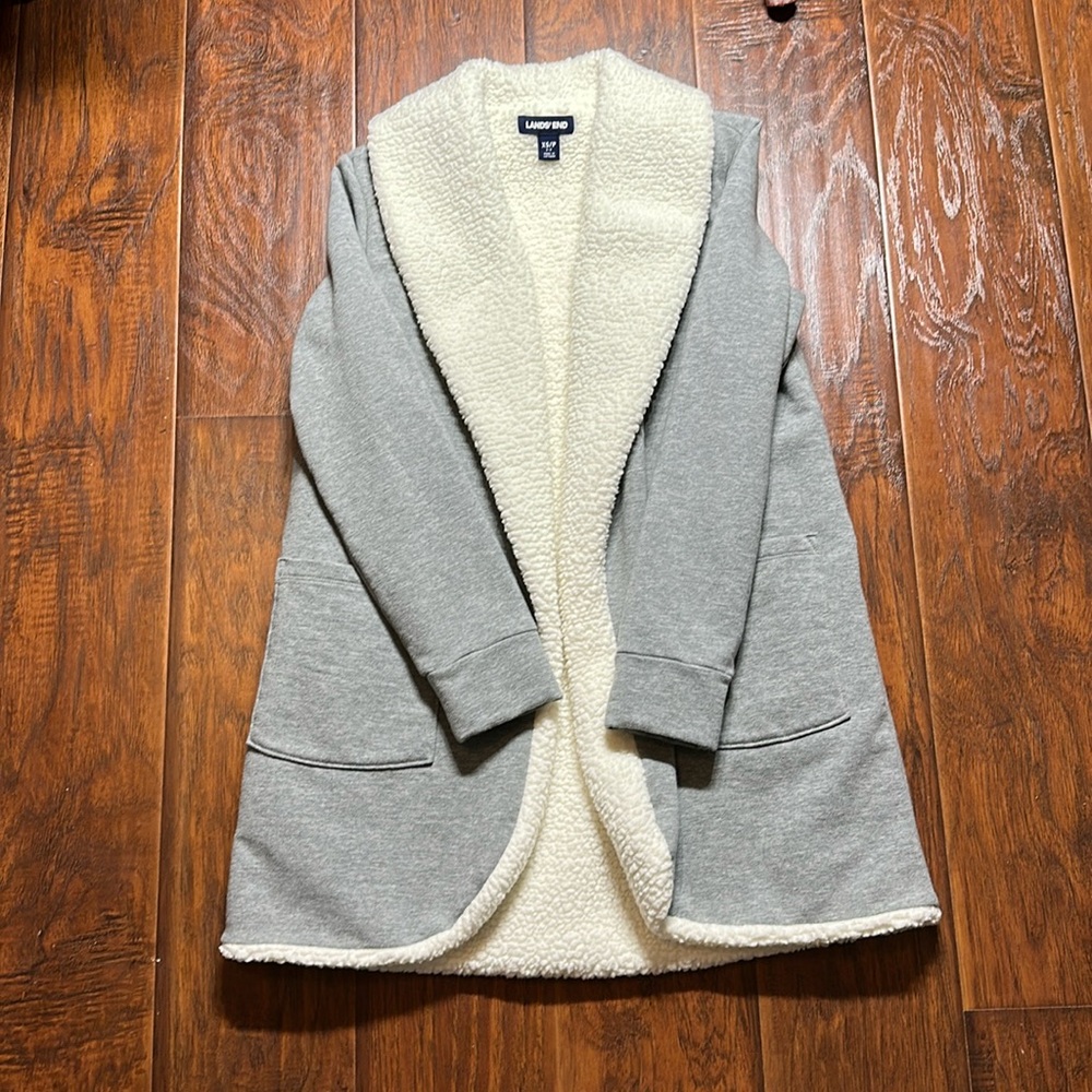 New without tags. Lands End - women’s extra small petite septa lined sweater